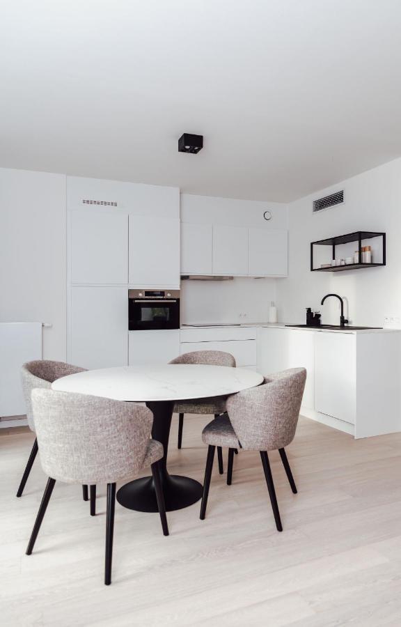 Ch Longstay 2 Kortrijk Bagian luar foto